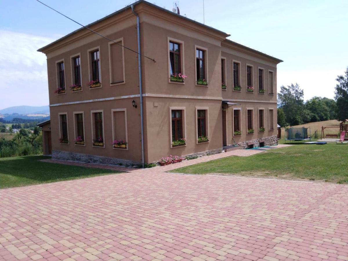 Pension Stara Skola Vysoke Zibridovice Экстерьер фото